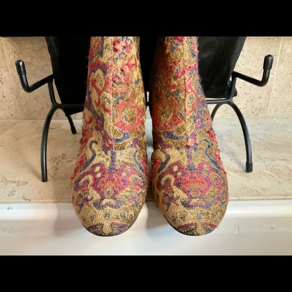 NWT Yves St Lauren boots, sz 7 1/2, fabric YSL PRICE DROP!!! - Picture 4 of 7